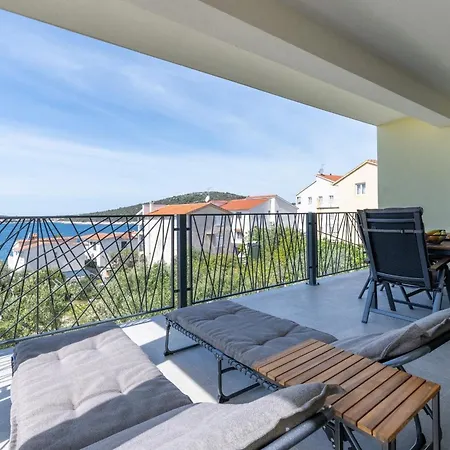 Luxury Living At Horizon Retreat *