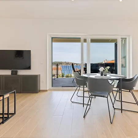 Luxury Living At Horizon Retreat Sevid