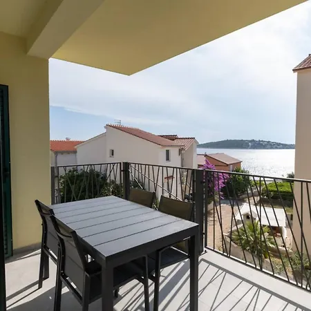 Apartment Luxury Living At Horizon Retreat *