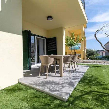 Luxury Living At Horizon Retreat