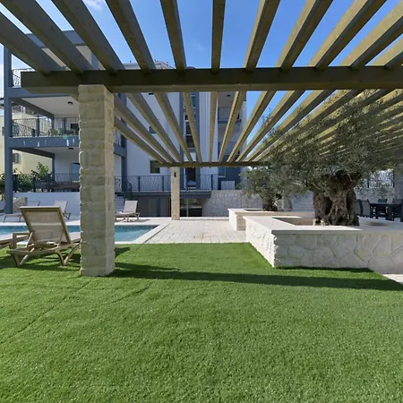 Luxury Living At Horizon Retreat Sevid