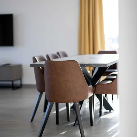 Luxury Living At Horizon Retreat Apartment *