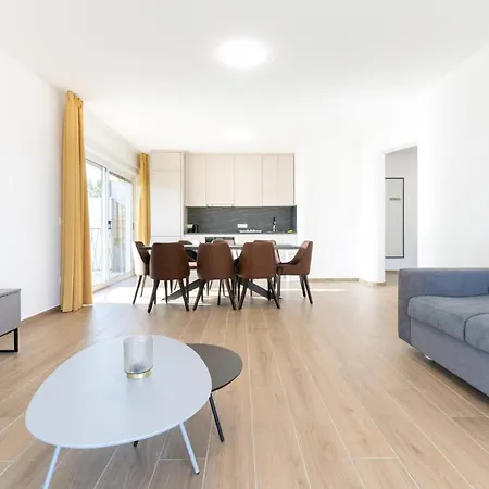 Luxury Living At Horizon Retreat